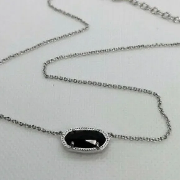 KENDRA Scott Elisa Pendant Necklace Black Stone Gold Necklace - Picture 4 of 9